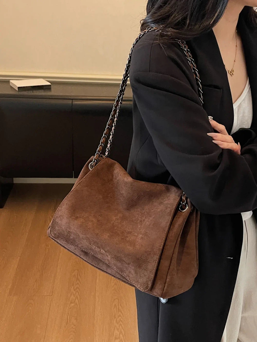 Retro Vibe Armpit Bag