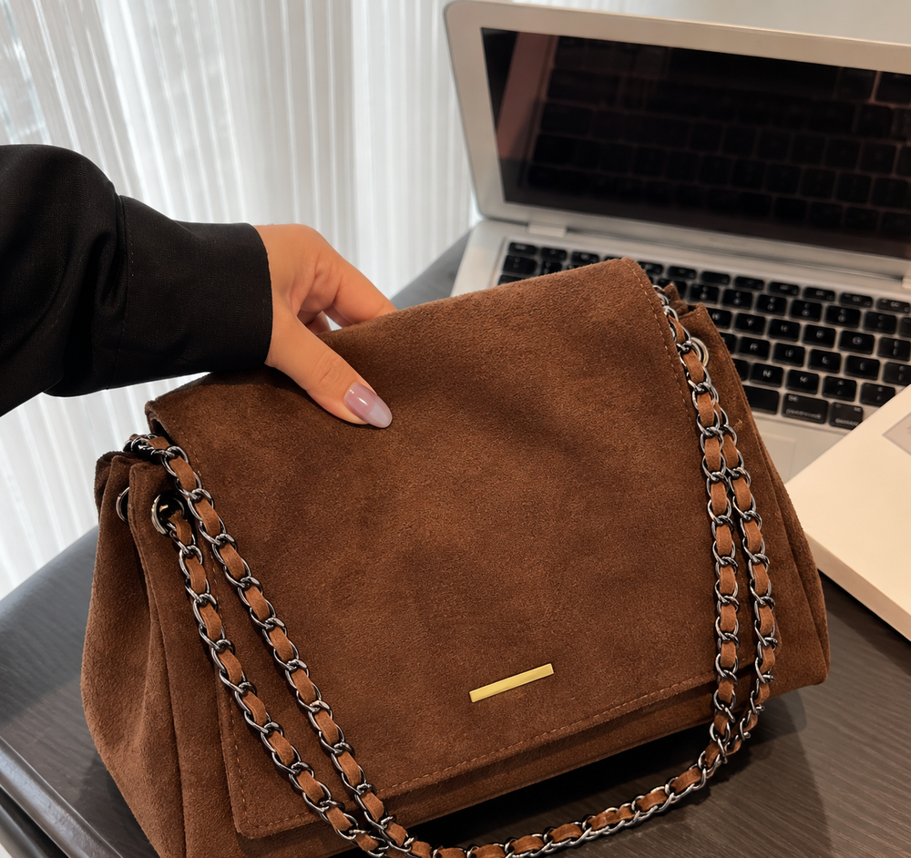Retro Vibe Armpit Bag